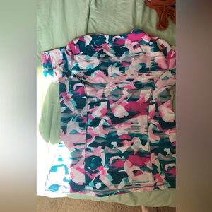 Multi color women’s small scrub top